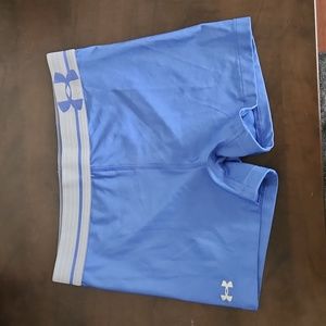 Pristine Underarmour S workout shorts